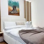 Luxor Elite - Private Parking, Kingsize *