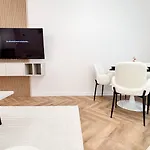 Luxor Elite - Private Parking, Kingsize Cluj-Napoca