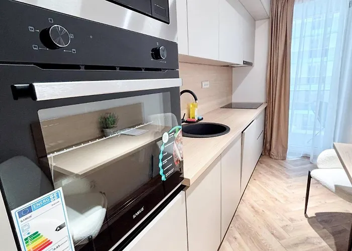 Luxor Elite - Private Parking, Kingsize Apartment *