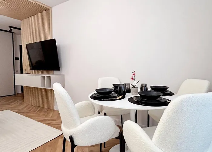 Luxor Elite - Private Parking, Kingsize Διαμέρισμα Κλουζ-Ναπόκα